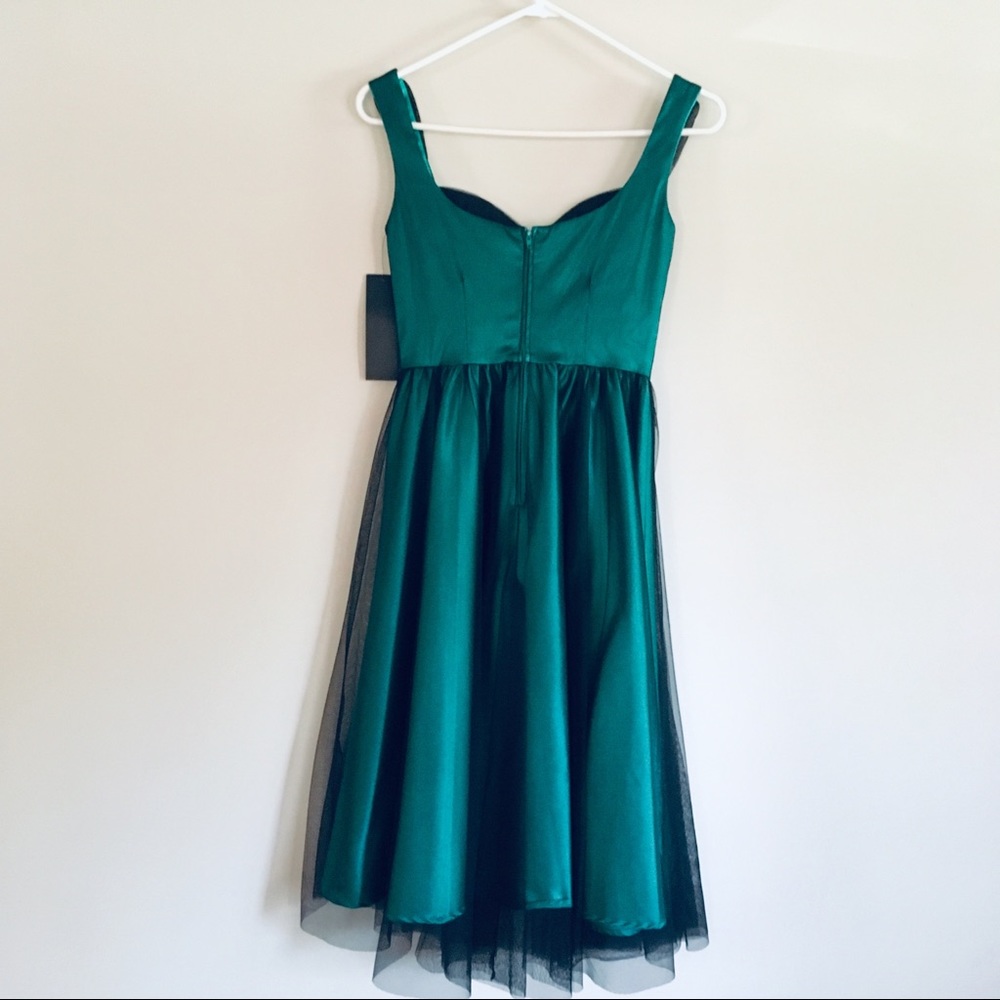 S O L D • Dress - Picture 6 of 8